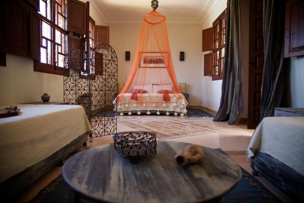 Sidi Abdallah Ghiat Riad Couleur Sable מראה חיצוני תמונה