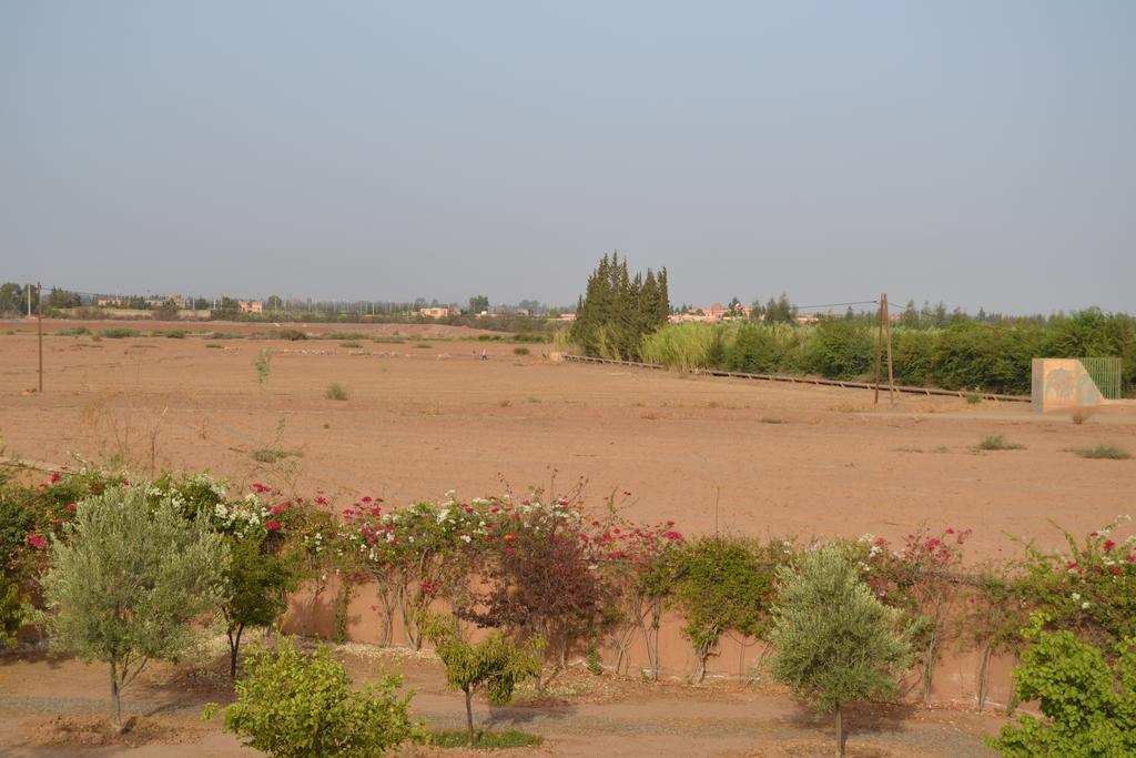 Sidi Abdallah Ghiat Riad Couleur Sable מראה חיצוני תמונה