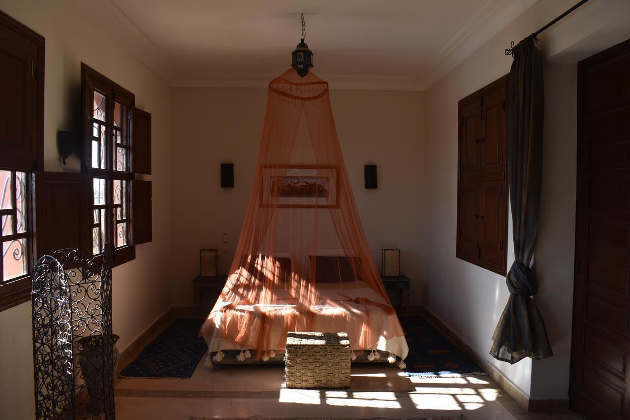 Sidi Abdallah Ghiat Riad Couleur Sable מראה חיצוני תמונה
